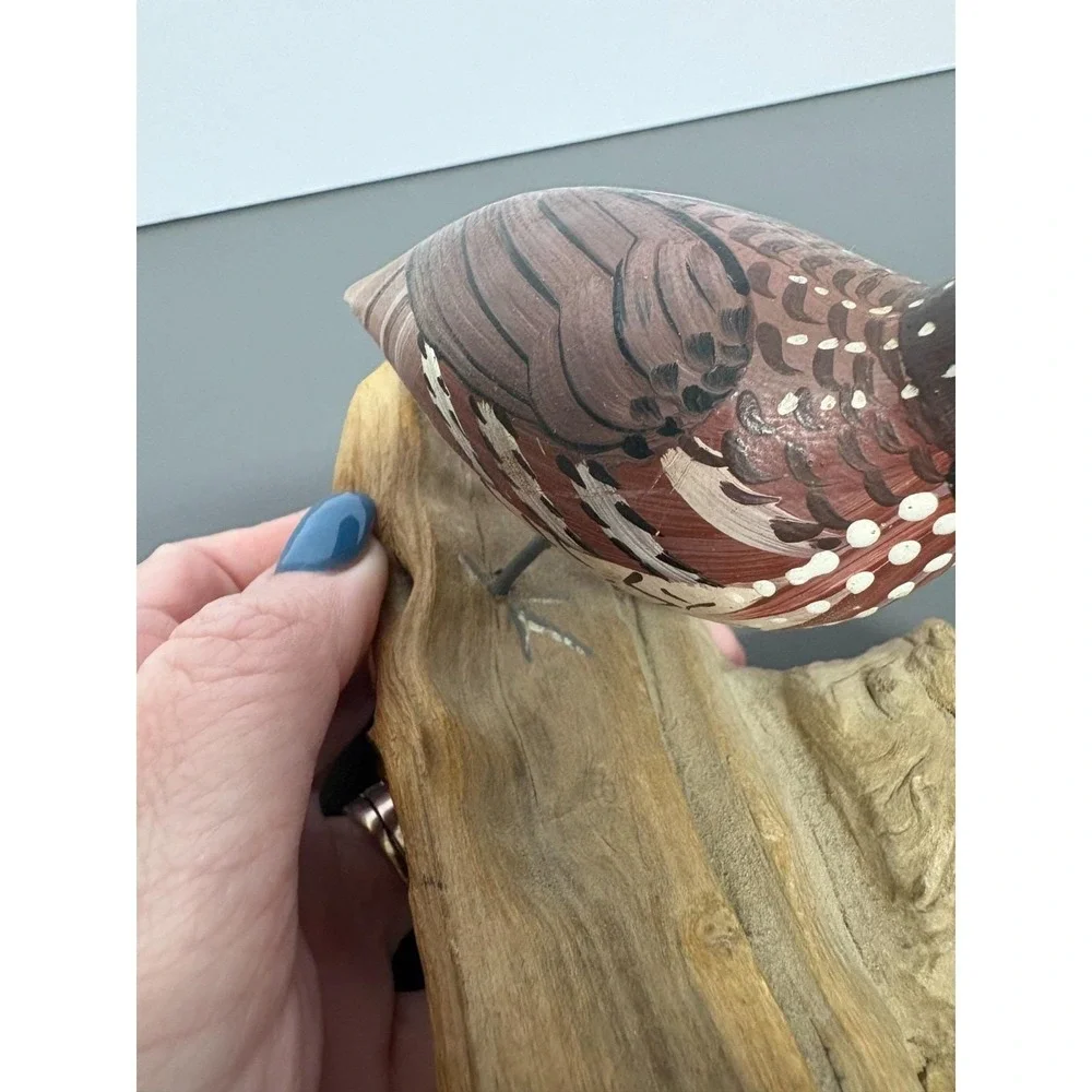 Vintage Hand Carved Painted Wood Bobwhite Quail Bird Figurine Driftwood Base